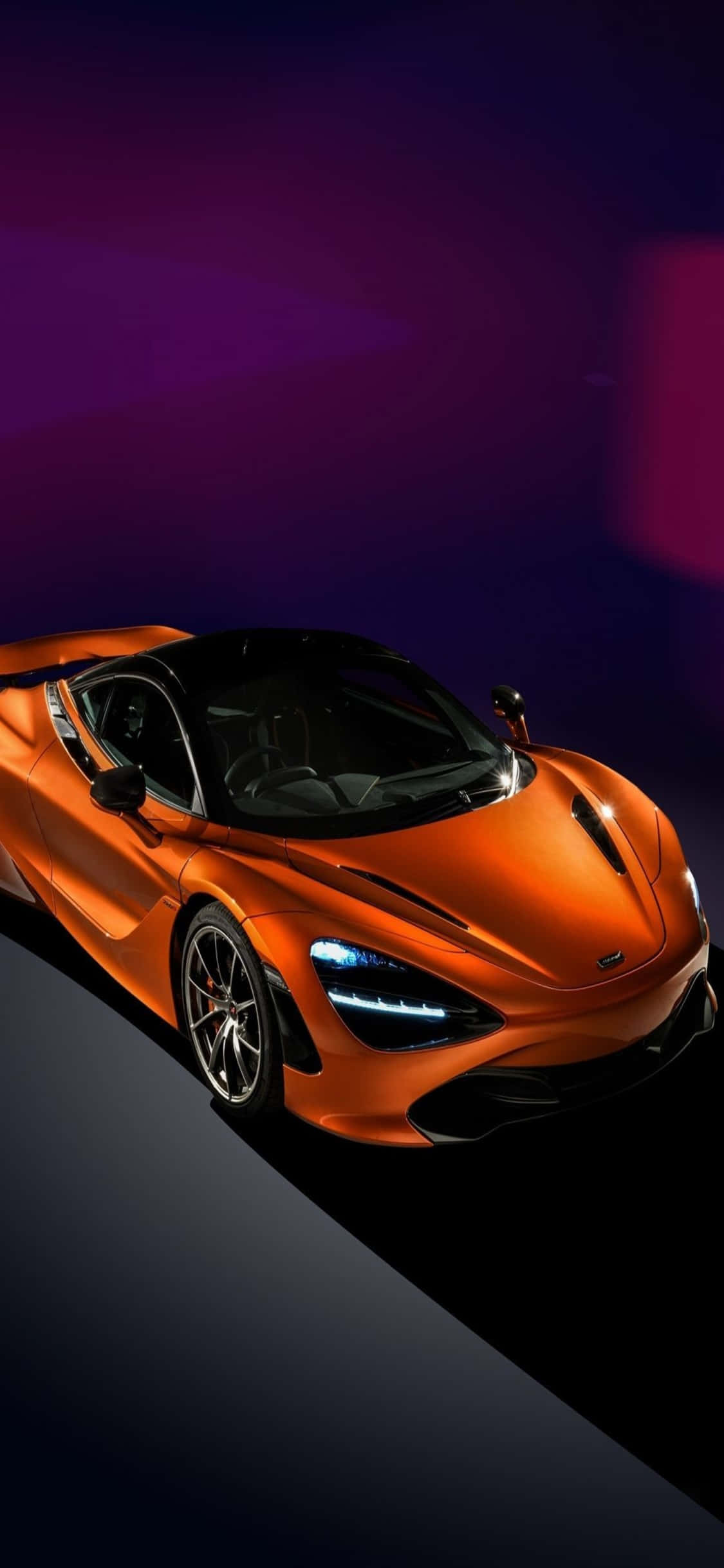The Exhilarating Combination Of The iPhone Xs And The Mclaren 720s Picha ya Ukuta