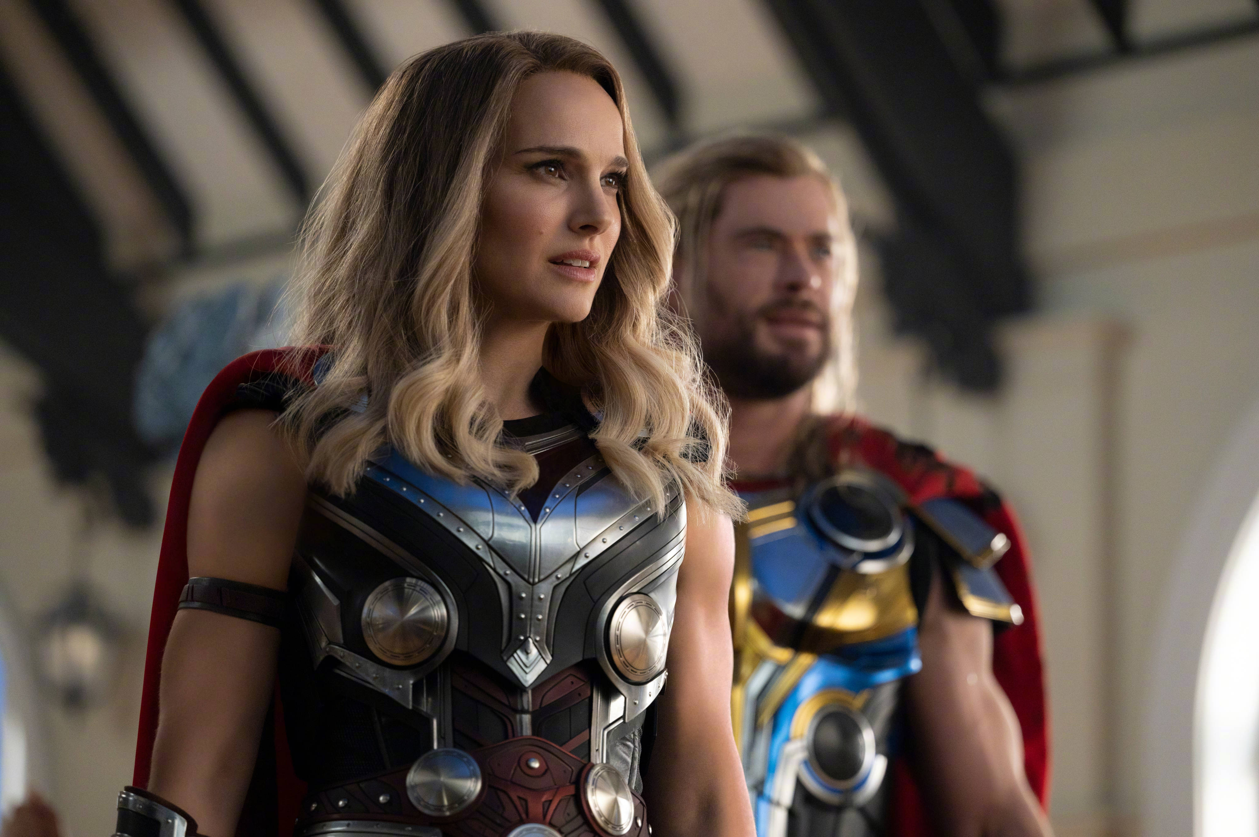 Thor Love And Thunder Bibi Thor Picha ya Ukuta
