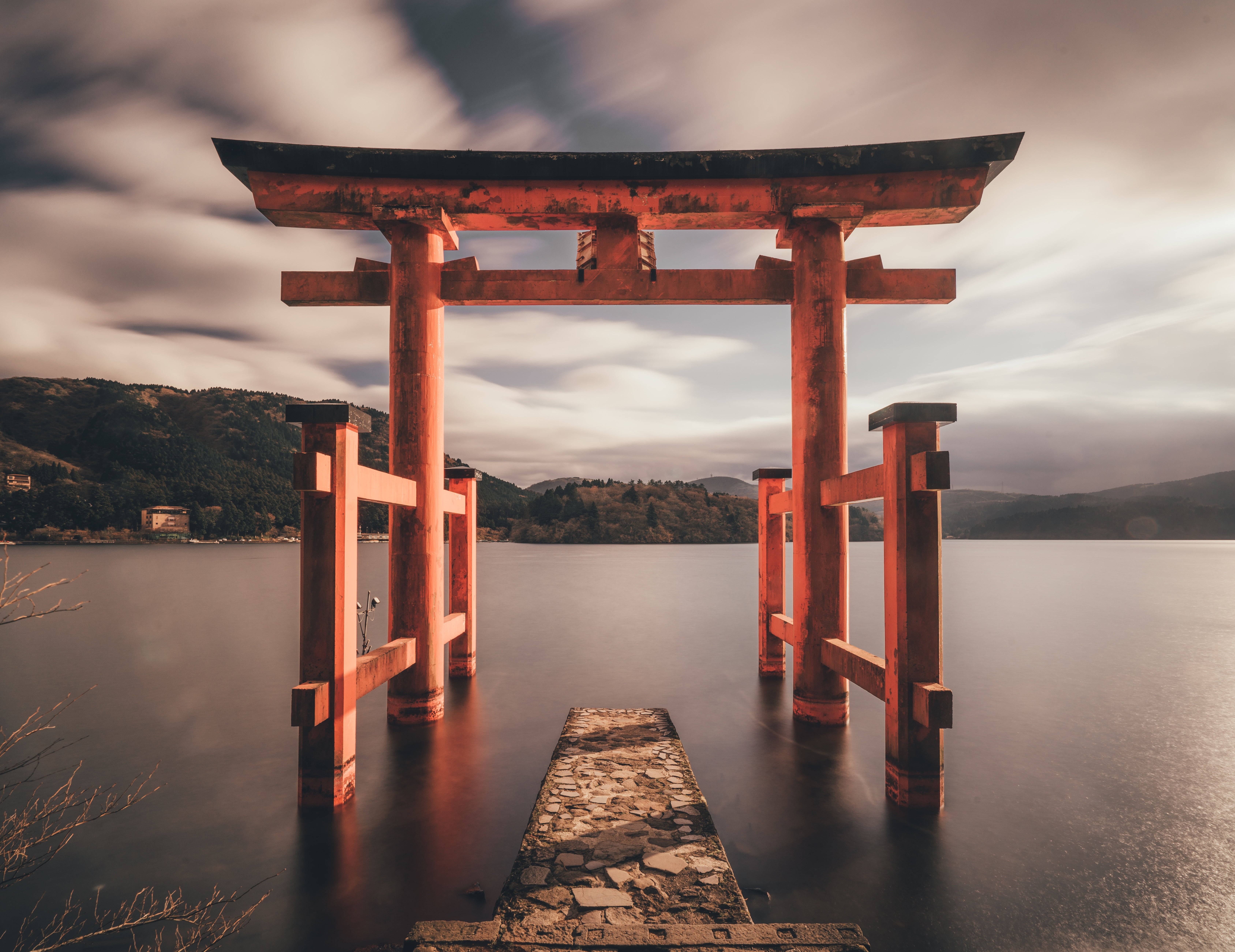 Torii ya Japan 4K Picha ya Ukuta