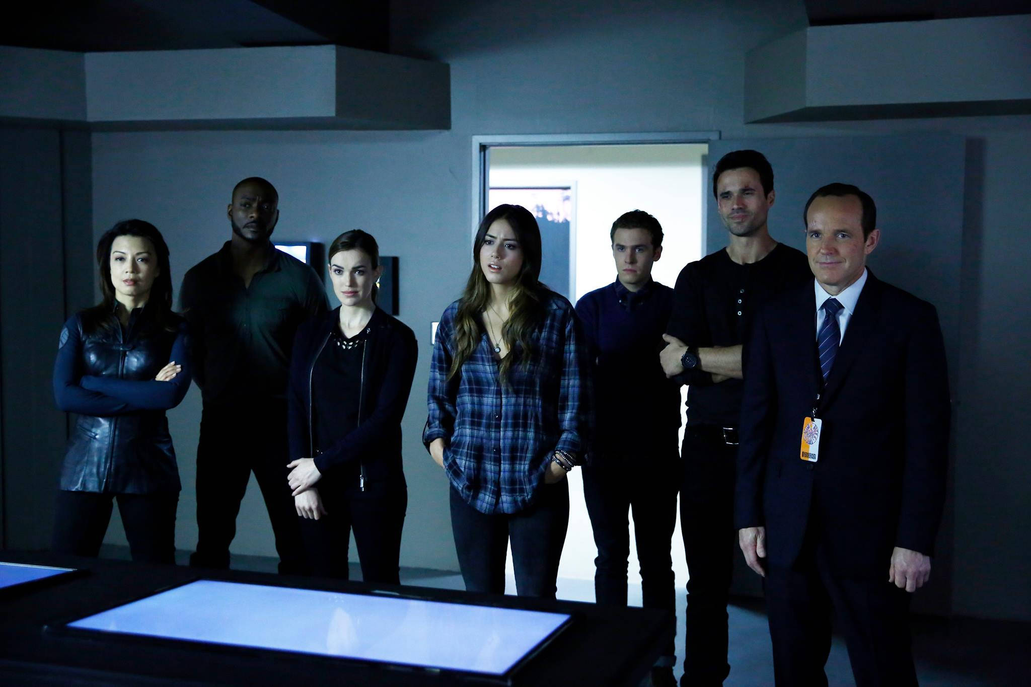 Tukio la Kuvutia la Msimu wa Kwanza wa Agents of Shield Picha ya Ukuta