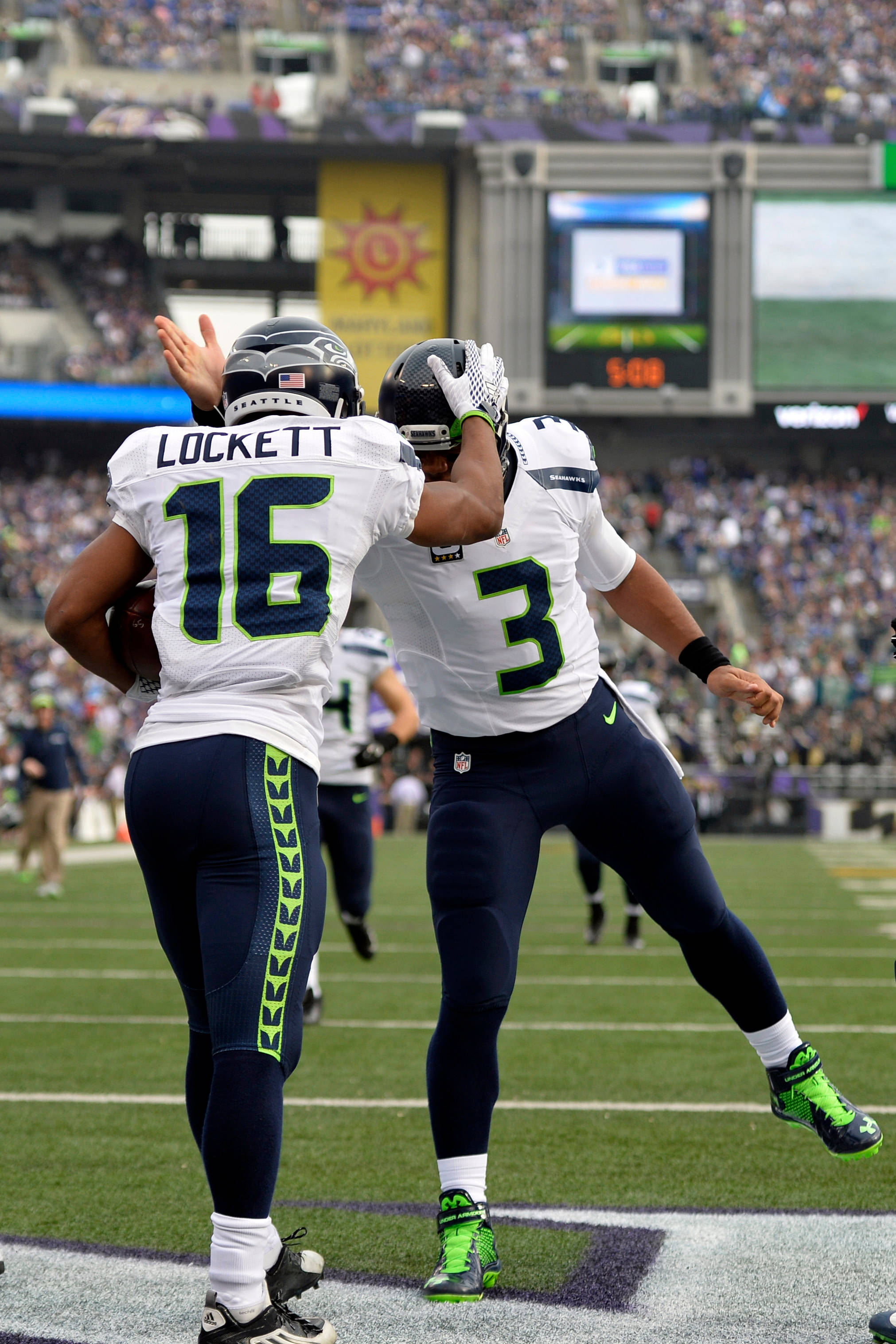 Tyler Lockett Russell Wilson Football Player Seattle Seahawks Picha ya Ukuta