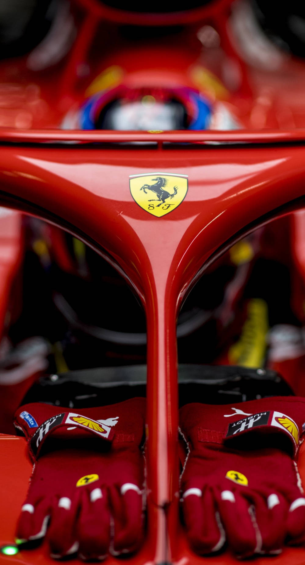 Umaridadi wa Farasi Anayeruka - Ferrari kwa iPhone Picha ya Ukuta
