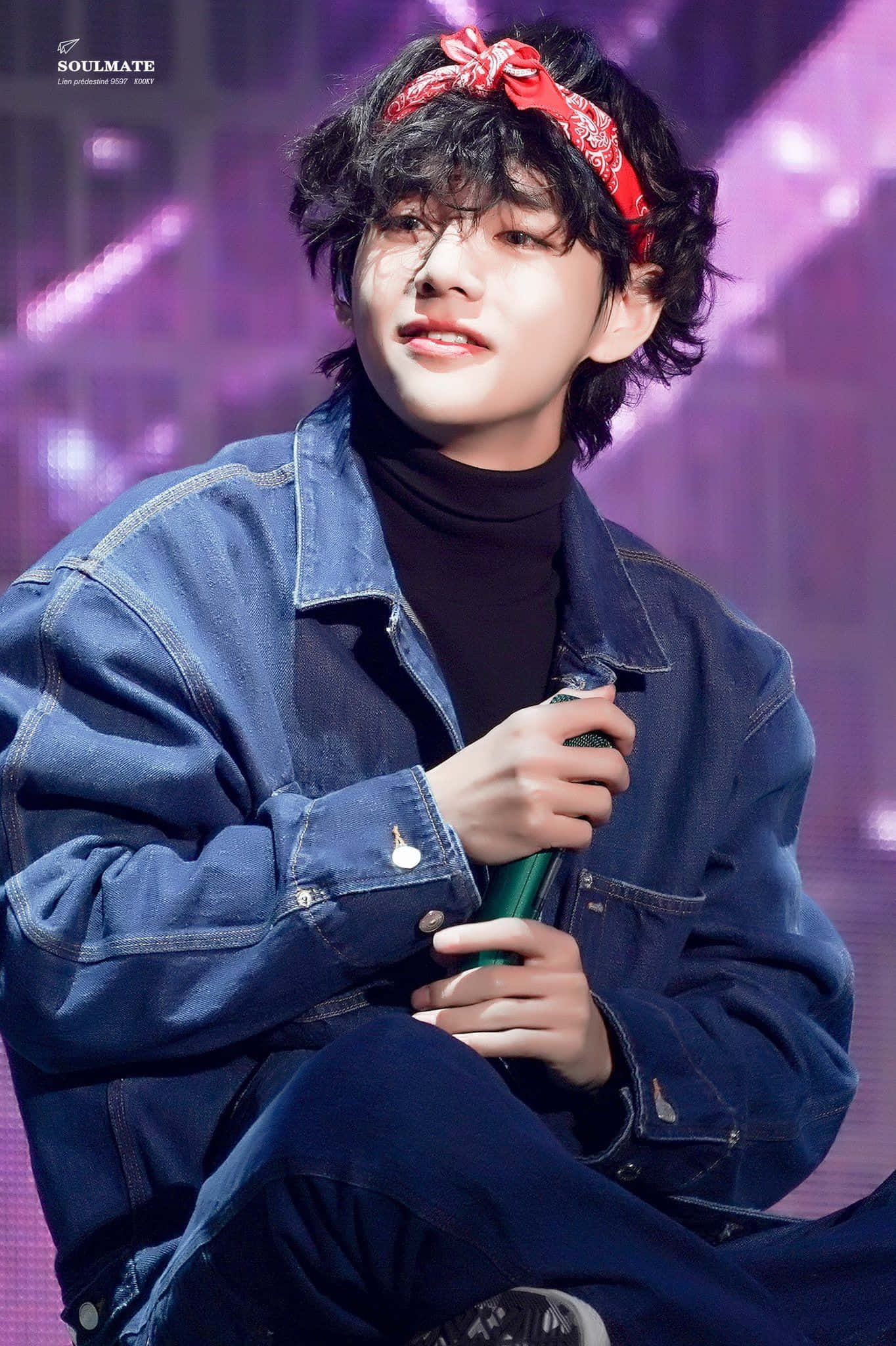 V wa BTS--Nguvu ya Uzuri Picha ya Ukuta