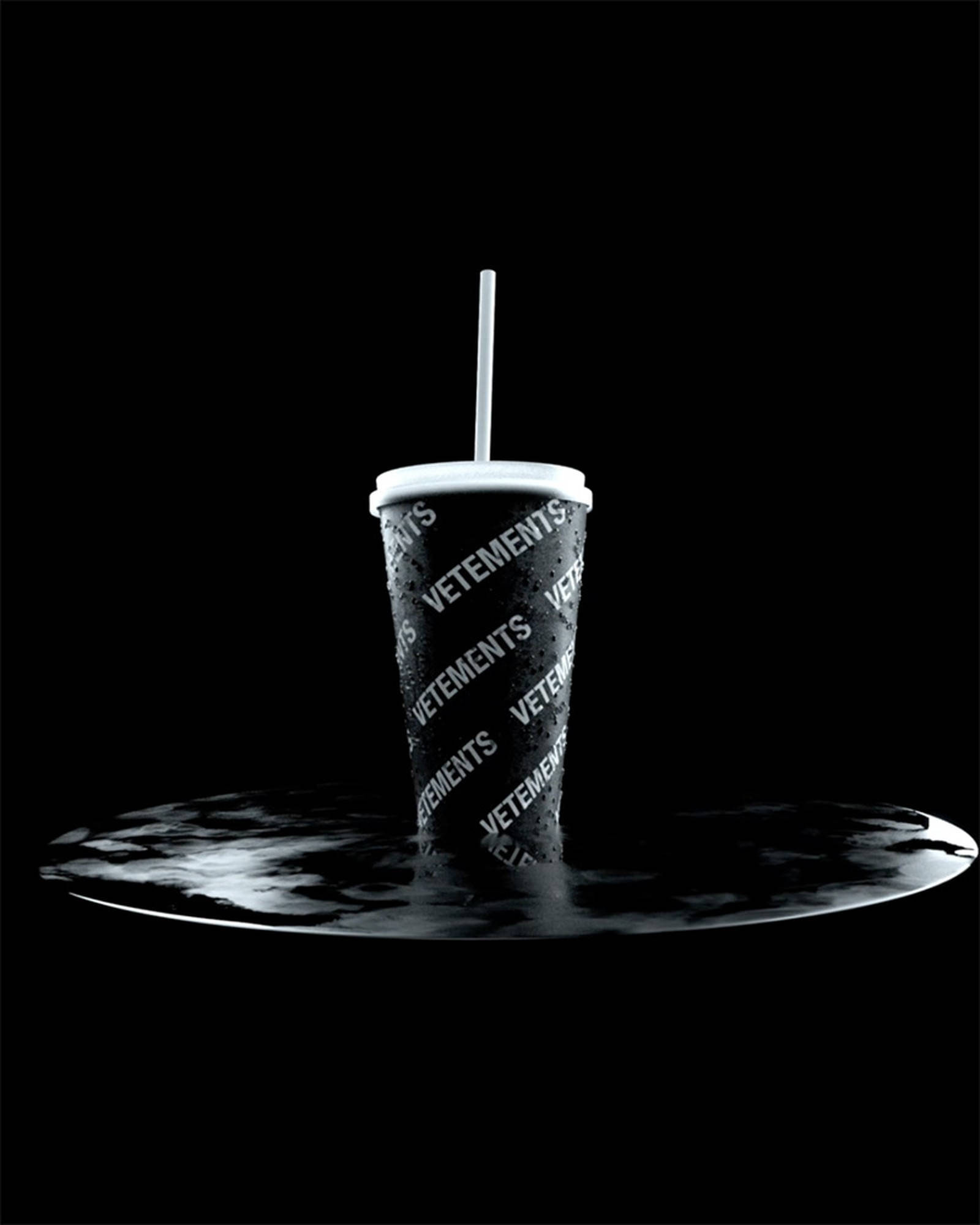 Vetements Soda Cup Picha ya Ukuta