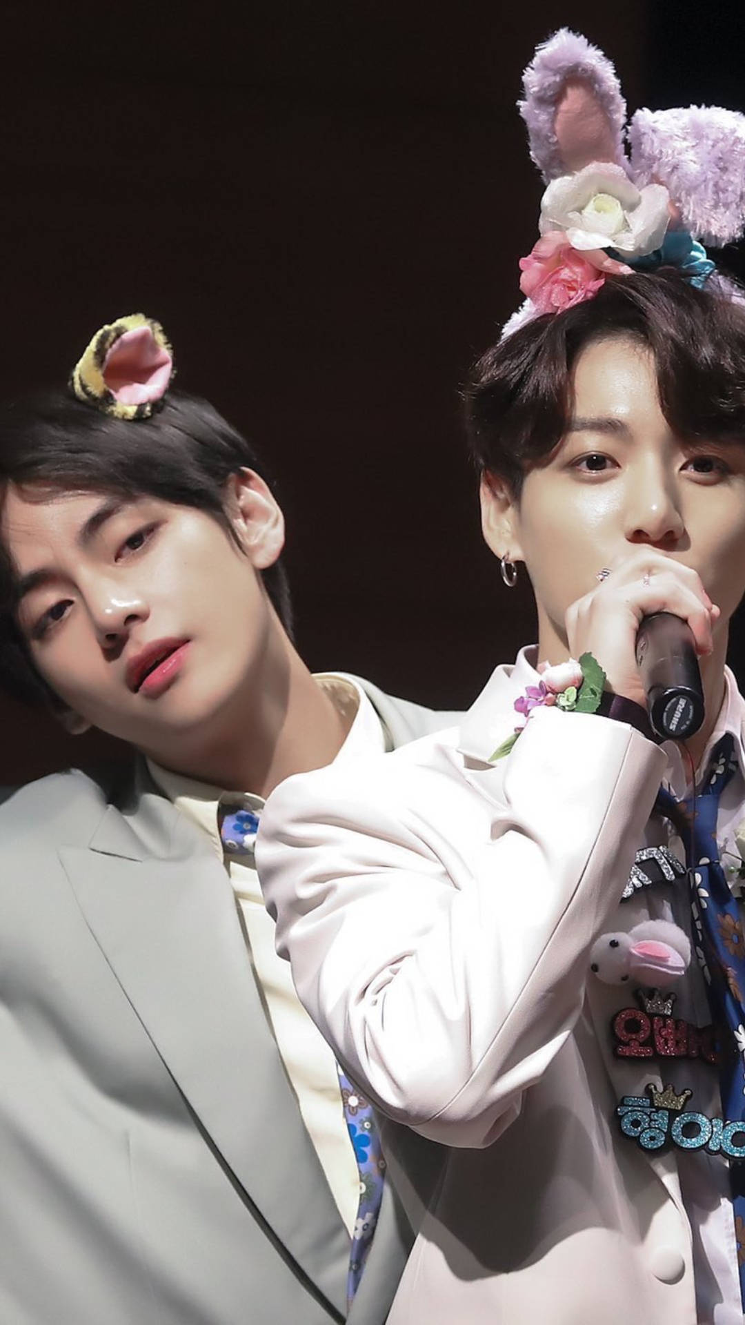 Vibanda vya Kupendeza vya BTS V na Jungkook Picha ya Ukuta