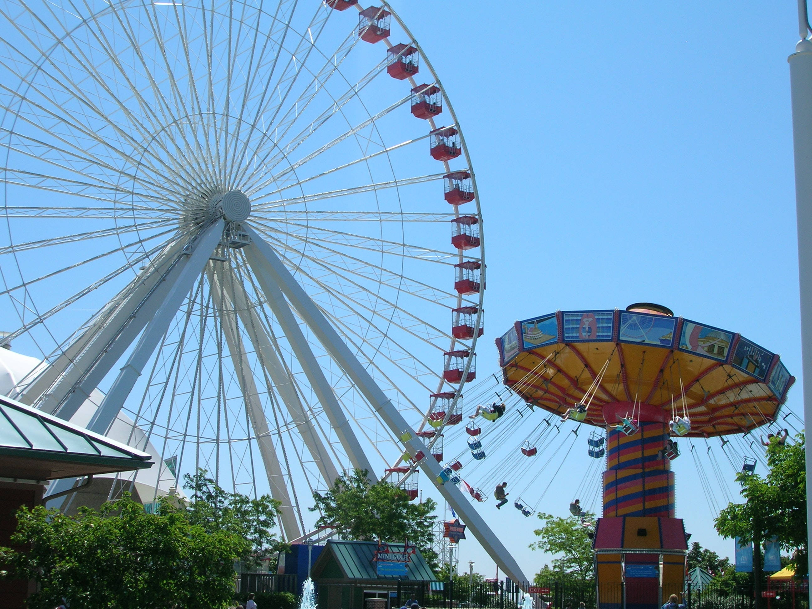 Vivutio vya Gurudumu la Navy Pier Swinger Picha ya Ukuta