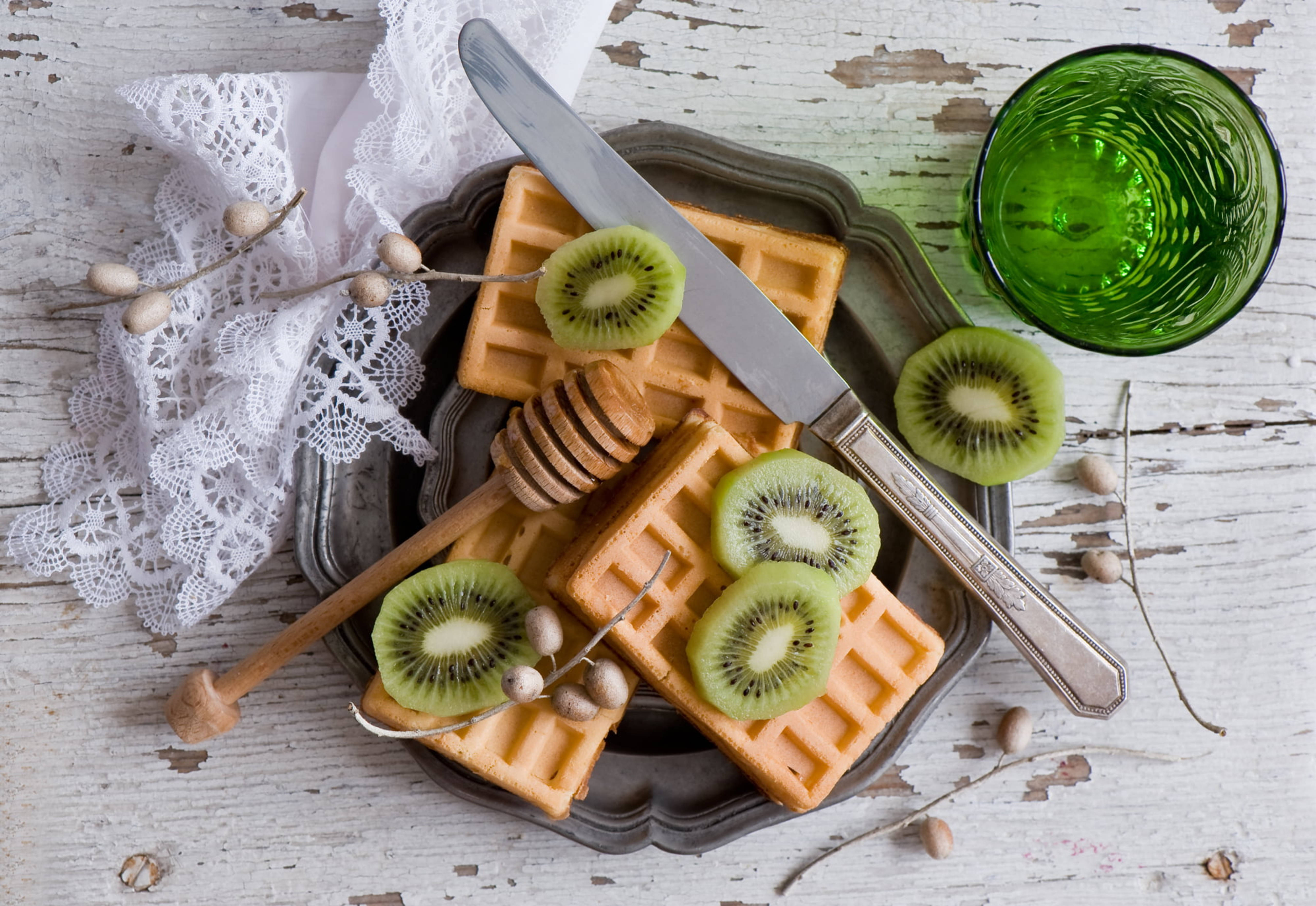 Waffles Kiwi Flat Lay Picha ya Ukuta