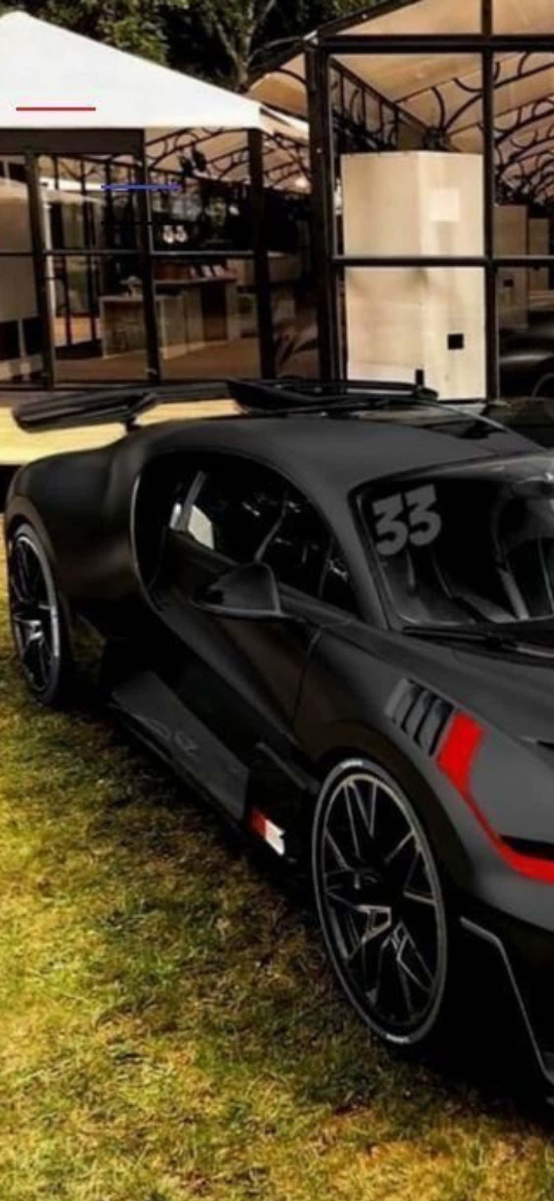 Weka bar ya juu na iPhone Xs na Bugatti Picha ya Ukuta