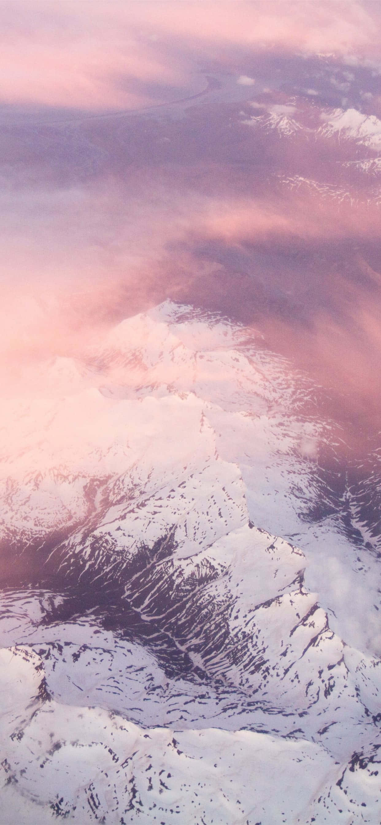 White Mountain Under Pink Clouds Background Picha ya Ukuta