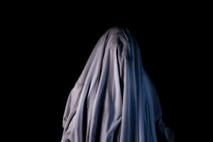 Ghost Background — MacBook Air 15 Picha ya Ukuta