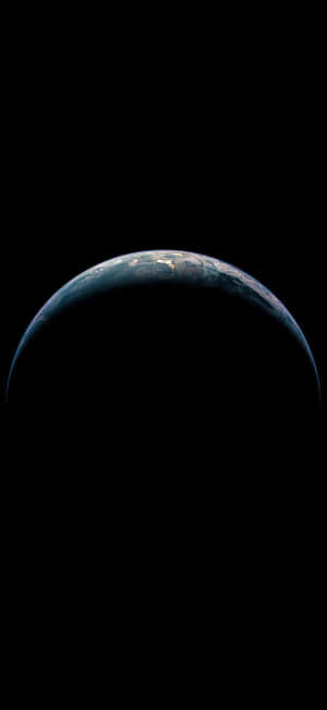 Iphone Earth — iPhone 16 Picha ya Ukuta