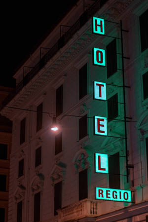 Alama ya Hotel Regio wallpaper