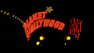 Planet Hollywood Signage wallpaper — Safi Picha ya Ukuta