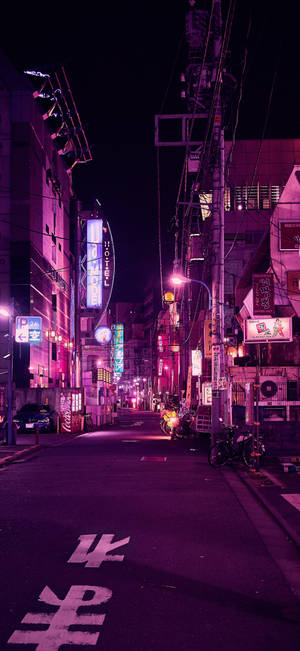 Black And Purple Aesthetic Tokyo Street — Galaxy S24 FE Picha ya Ukuta