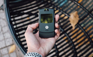 Black Flip Motorola — Motorola Picha ya Ukuta