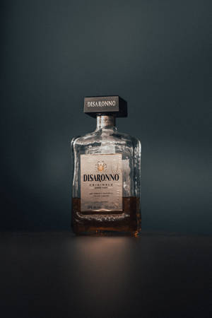 Boteli ya Disaronno Whisky Liquor — Xiaomi Pad 7S Pro 12.5 Picha ya Ukuta
