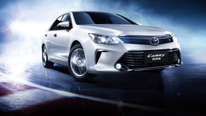 Camry White Toyota 4K Na Uchafu — 4K Picha ya Ukuta
