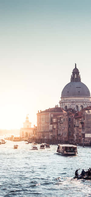 Italy background — iPhone Air Picha ya Ukuta
