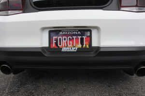 Car License Plate Close-up — MacBook Air M4 Picha ya Ukuta