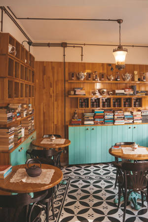 Cozy Coffee Shop — Xiaomi Pad 9 Pro Max Picha ya Ukuta