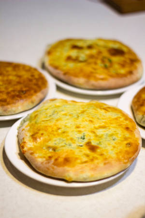 Different Baked Imeretian Khachapuri Bread — Xiaomi Pad Picha ya Ukuta