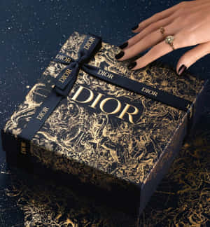 Dior pictures — Galaxy Z Flip 8 Picha ya Ukuta