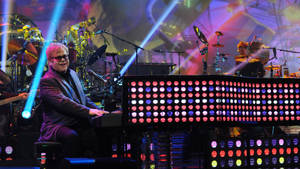 Elton John Piano wa Dots za Polka wallpaper — Pro Display XDR Picha ya Ukuta