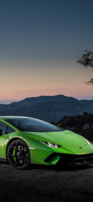 4k Lamborghini Iphone — Galaxy A18 Picha ya Ukuta