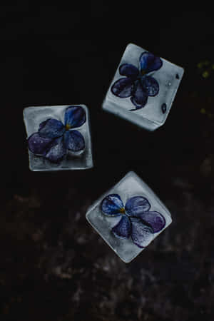 Frozen Blue Flowers Phone — Huawei MatePad 11.5 (2026) Picha ya Ukuta