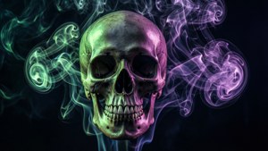 Fuvu linatoa moshi wa rangi mbalimbali likiunda maumbo ya ajabu. — Trippy giza aesthetic Picha ya Ukuta