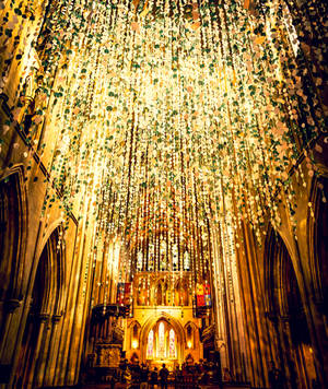 Golden St. Patrick's Cathedral Ireland wallpaper — Galaxy Z Fold 6 Picha ya Ukuta