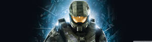 Halo Master Chief front view with a dramatic backlight wallpaper — 32:9 Picha ya Ukuta