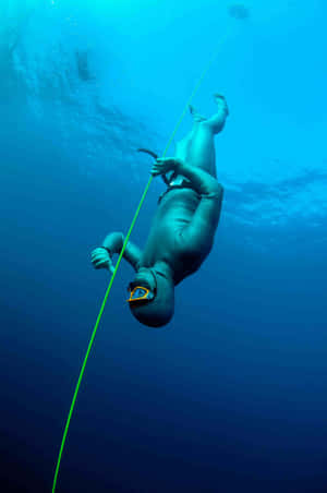 Intense Deep-Dive Adventure — Huawei MatePad Edge Picha ya Ukuta