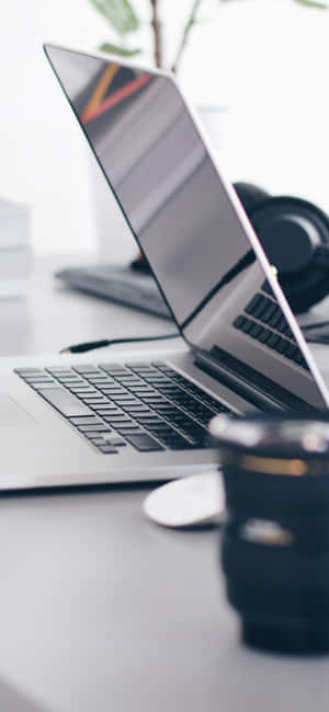 Iphone Xs Office Background — Tecno Camon Air Picha ya Ukuta