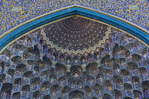 Iwan wa Muqarnas wa Isfahan — Muundo mzuri Picha ya Ukuta