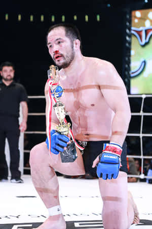 Jamaika MMA Fighter Hayato Sakurai Wajibu wa Damu — Huawei MatePad 11.5 (2026) Picha ya Ukuta
