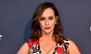 Jennifer Love Hewitt Mwonekano Mzuri wallpaper