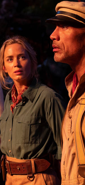 Wallpaper ya mobile ya Jungle Cruise 2021 Frank na Lily. — iPhone 12 mini Picha ya Ukuta
