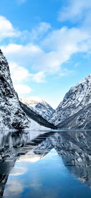Picha za Norway — Motorola ThinkPhone Picha ya Ukuta