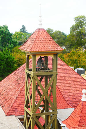 Kichwa: Mnara wa Bell wa Winchester Mystery House — Huawei MatePad 11.5 S (2025) Picha ya Ukuta