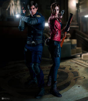 Resident Evil 2 wallpaper ya Leon na Claire wakijipiga nyuma-kwa-nyuma ndani ya RPD station — Tecno Phantom V Fold2 Picha ya Ukuta