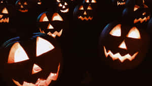 Mandhari ya Halloween yenye Kubwa