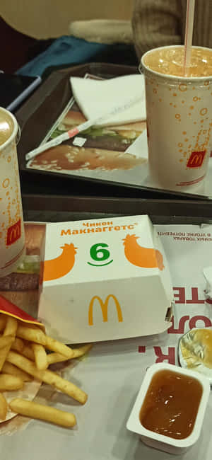 Picha za Chakula za Mcdonalds — iPhone 16 Picha ya Ukuta