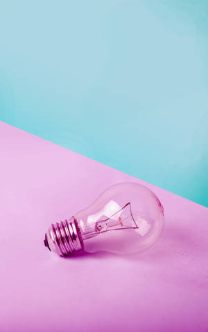 Minimalist Bulb In Pastel Blue And Violet — Lenovo ThinkTab X11 Gen 1 Picha ya Ukuta