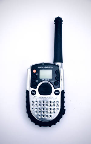 Motorola Walkie Talkie — Galaxy Tab S10+ Picha ya Ukuta