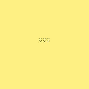 Mrembo wa Pastel ya Njano na Vipuli vya Moyo — Aesthetic ya Pastel Yellow Picha ya Ukuta