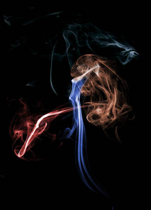 Multi-colored smoke in plain black background wallpaper — Oppo Pad 5 Matte Display Picha ya Ukuta