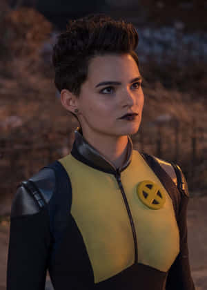 Negasonic Teenage Warhead in Action — Xiaomi Mix Picha ya Ukuta