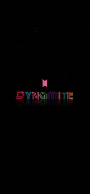 Nembo Nyeusi Rahisi ya BTS Dynamite — iPhone 15 Picha ya Ukuta