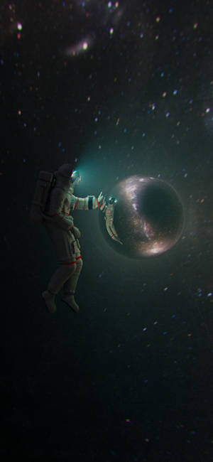 Note 10 Plus Astronaut wallpaper — iPhone 14 Plus Picha ya Ukuta